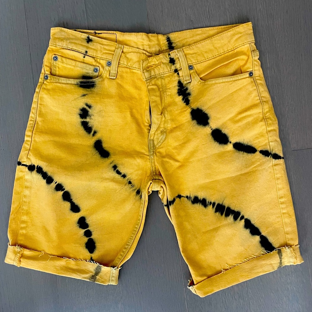 Levi’s - 511 Slim Cut-Off Tie Dye shorts